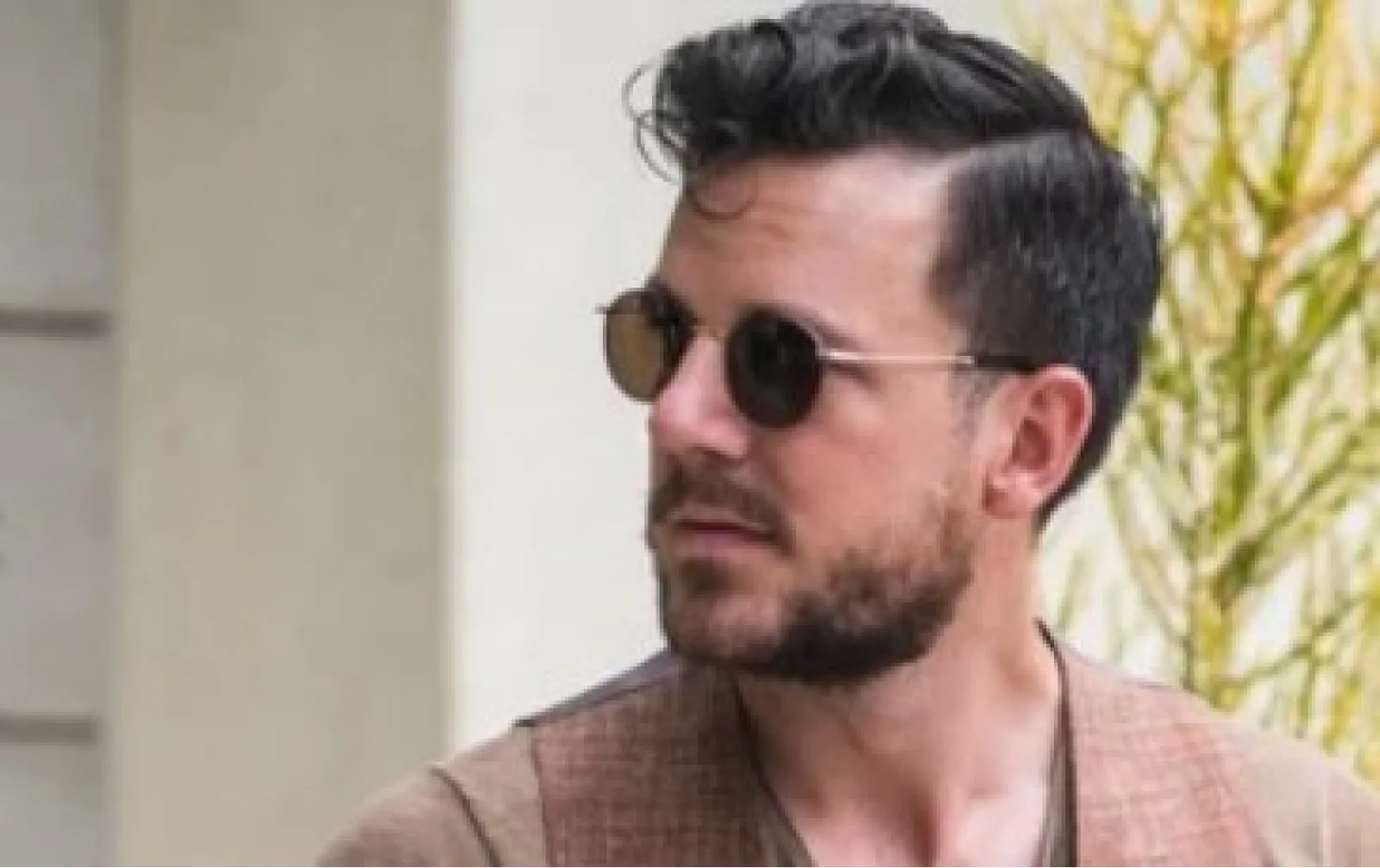 Найкращі сонцезахисні окуляри для чоловіків у 2025 році: популярні стилі