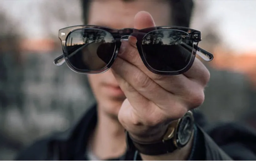 Стильні оправи для чоловіків у 2024 році