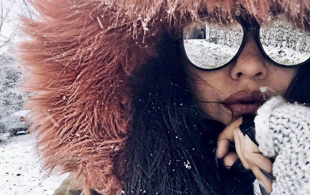 Сонцезахисні окуляри взимку